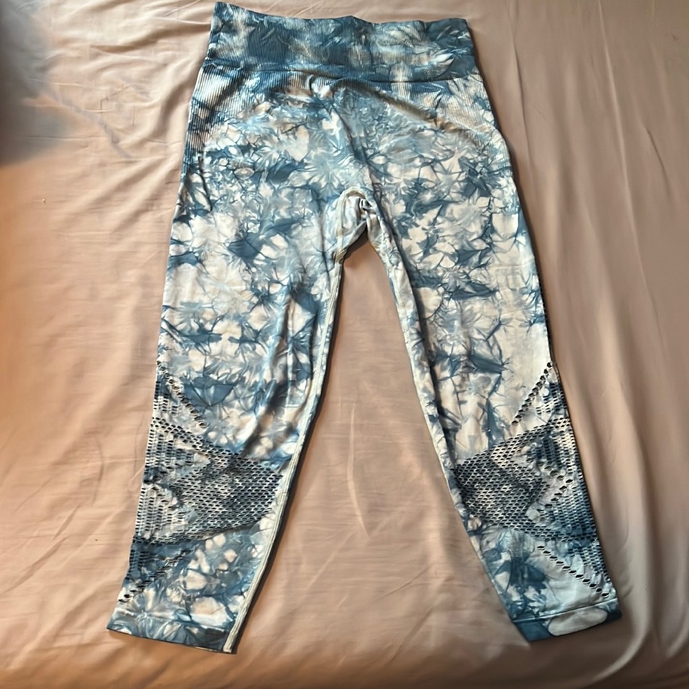 PINK Cool Cropped Leggings
